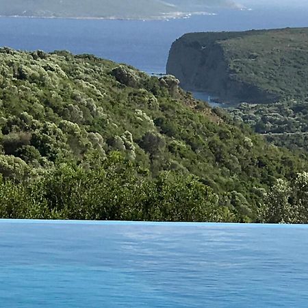 Luxurious Villa In Peloponnese With Swimming Pool Καμάρια Εξωτερικό φωτογραφία