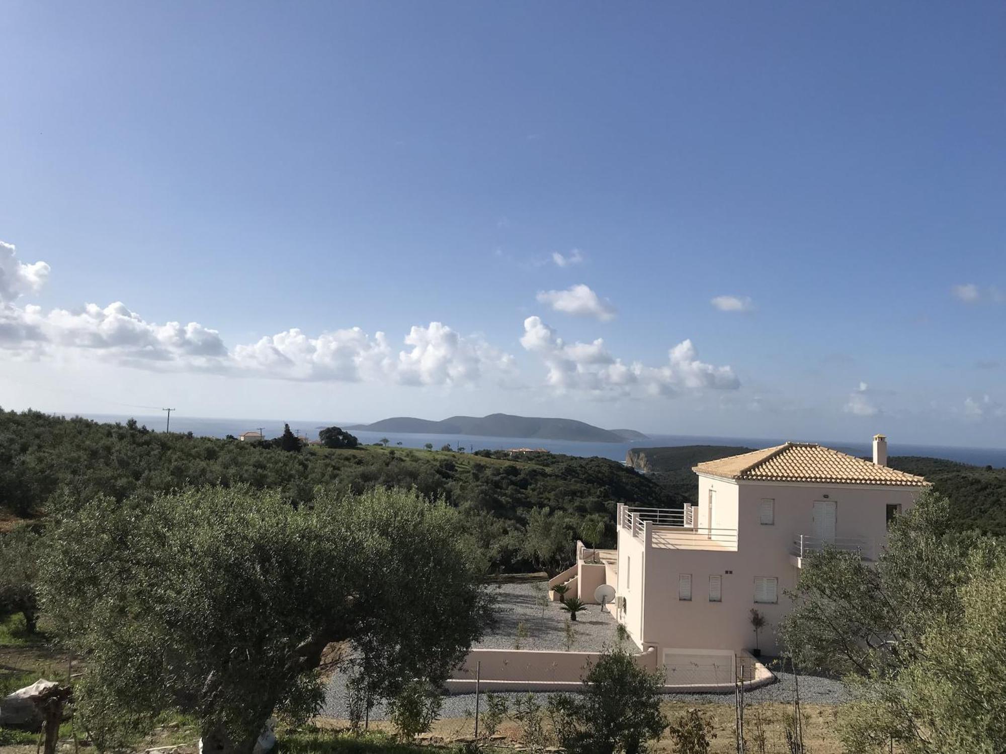 Luxurious Villa In Peloponnese With Swimming Pool Καμάρια Εξωτερικό φωτογραφία