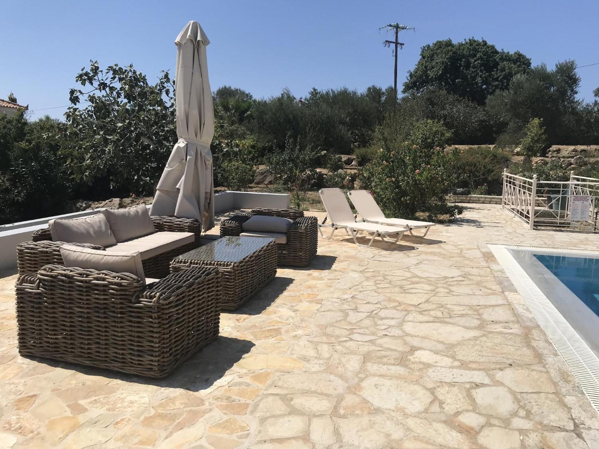 Luxurious Villa In Peloponnese With Swimming Pool Καμάρια Εξωτερικό φωτογραφία